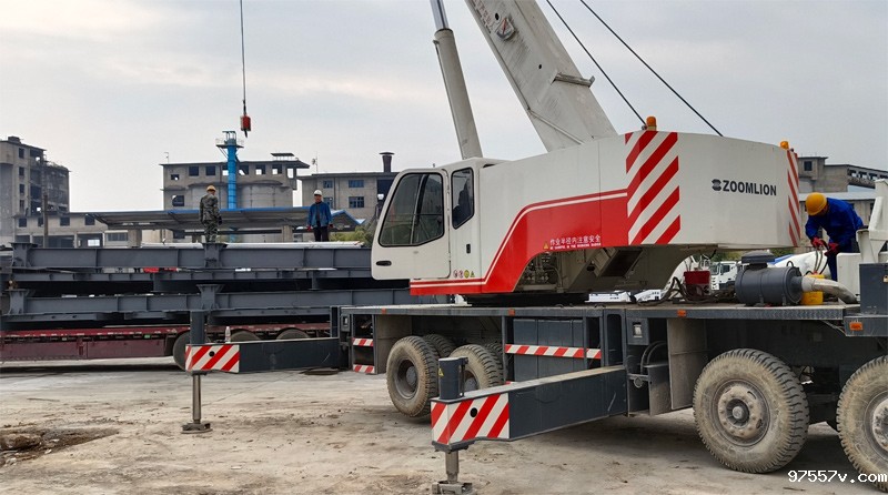 制砂楼安装中 制砂楼安装中